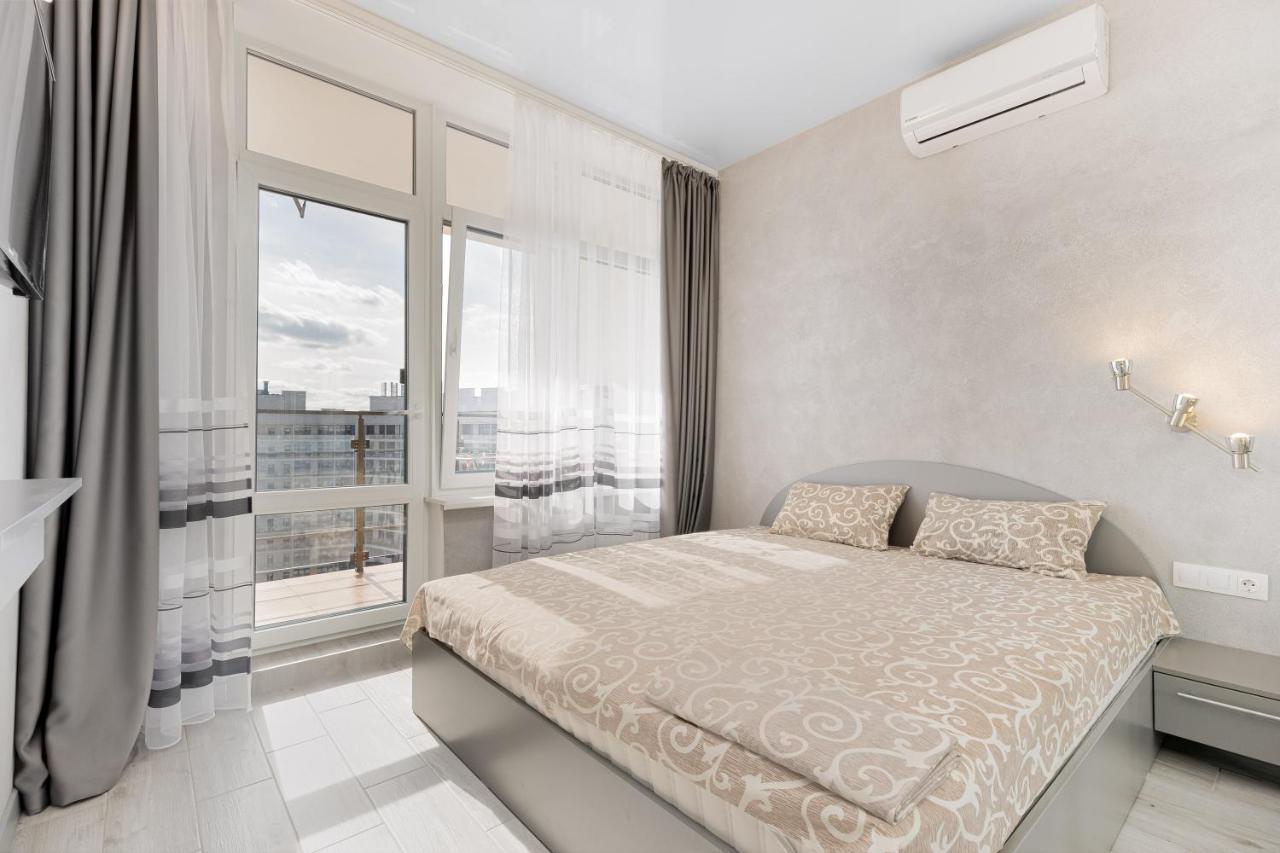 Pearl 44 Apartment With Terrace Odessa Exterior foto